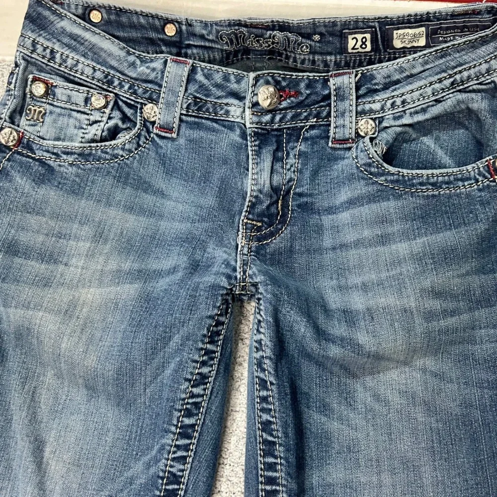 Miss Me Ultra Low Rise Y2K‎ Embroidered Jeans Sz 28 Rhinestone Skinny Western